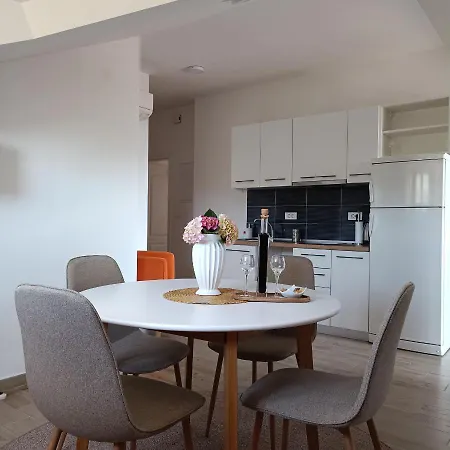 Fragola Appartement Doli